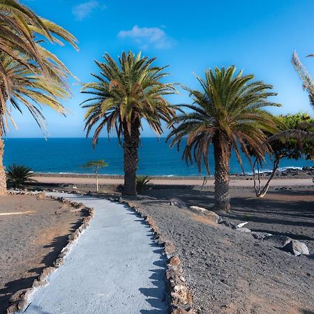 Luxury Estudio En Playa Roca A Primera Linea Del Mar Коста Тегисе Екстериор снимка