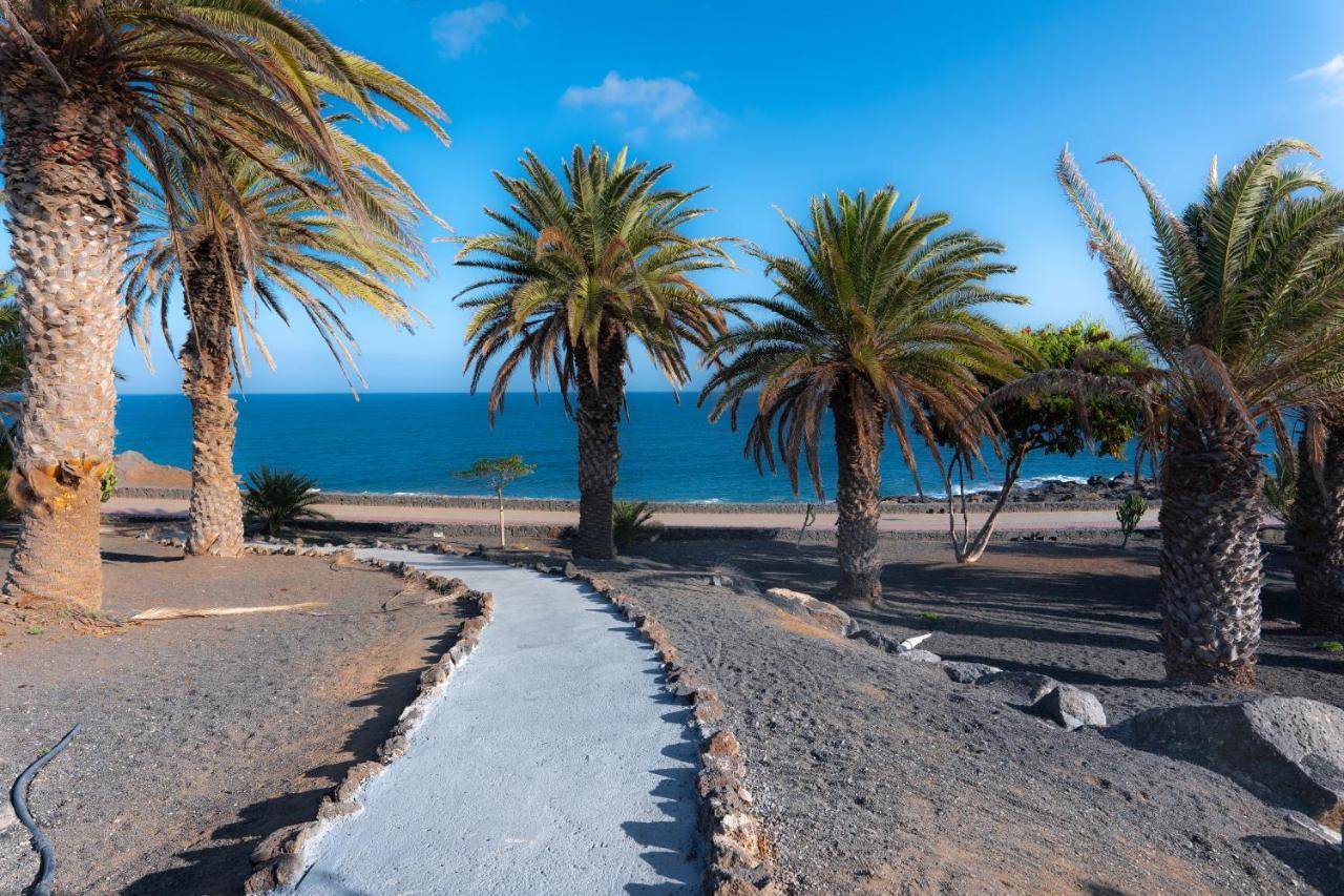 Luxury Estudio En Playa Roca A Primera Linea Del Mar Коста Тегисе Екстериор снимка