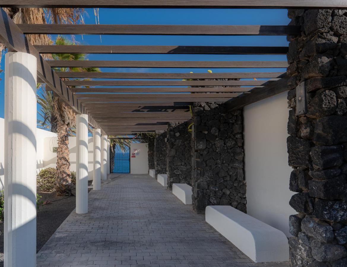 Luxury Estudio En Playa Roca A Primera Linea Del Mar Коста Тегисе Екстериор снимка