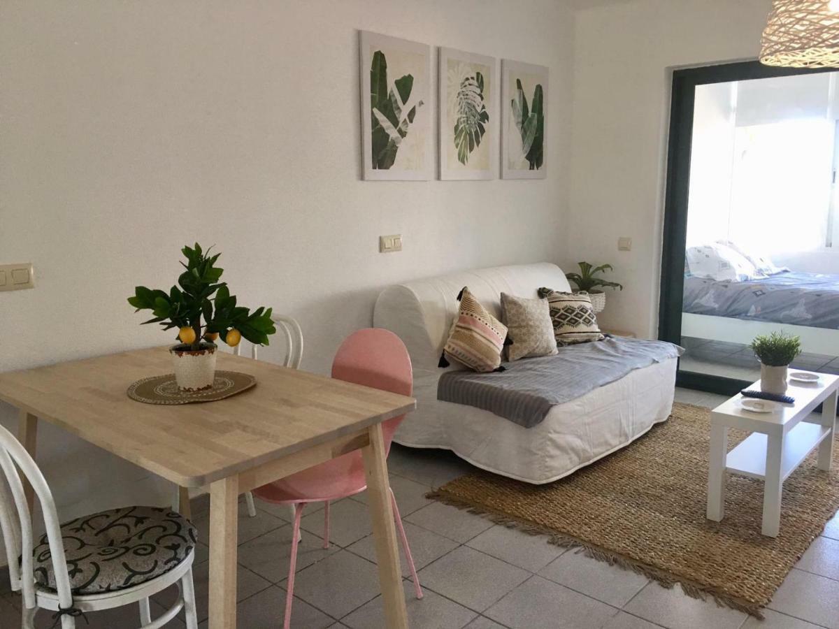 Luxury Estudio En Playa Roca A Primera Linea Del Mar Коста Тегисе Екстериор снимка