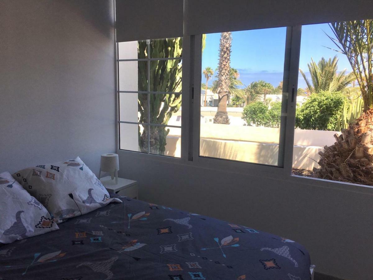 Luxury Estudio En Playa Roca A Primera Linea Del Mar Коста Тегисе Екстериор снимка