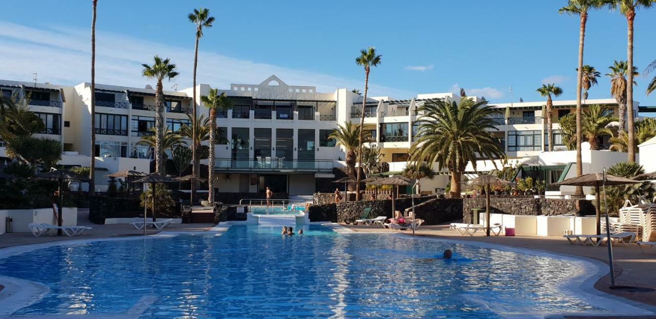 Luxury Estudio En Playa Roca A Primera Linea Del Mar Коста Тегисе Екстериор снимка